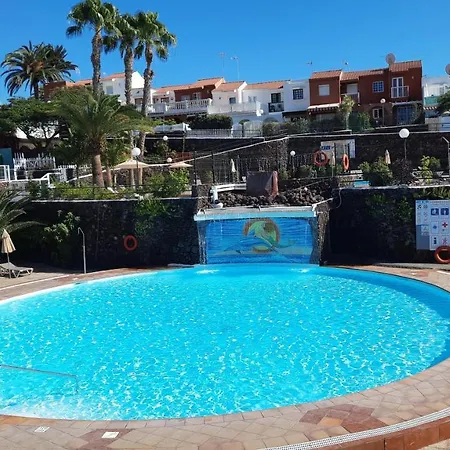 Cielo Azul Intenso Y Sol Radiante En Maspalomas San Bartolome de Tirajana (Gran Canaria)