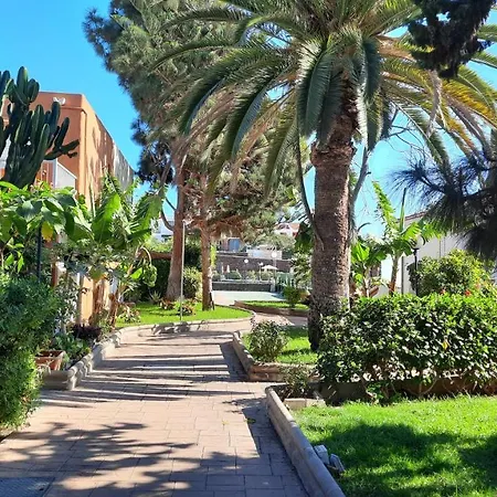 Cielo Azul Intenso Y Sol Radiante En Maspalomas Hébergement de vacances